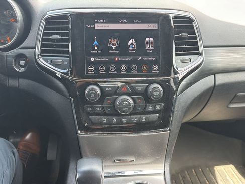 Used 2021 Jeep Grand Cherokee Laredo X AWD/4WD image 13