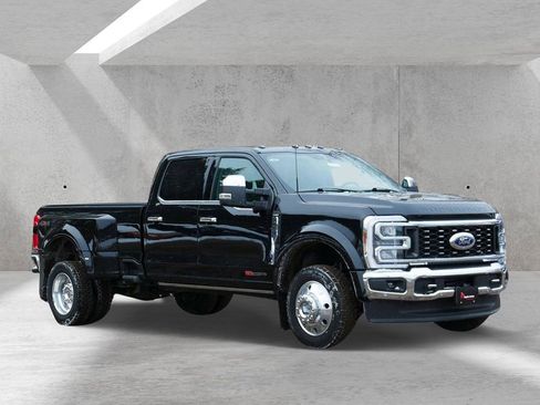 Certified 2024 Ford F450 Lariat w/ Lariat Ultimate Package AWD/4WD image 1