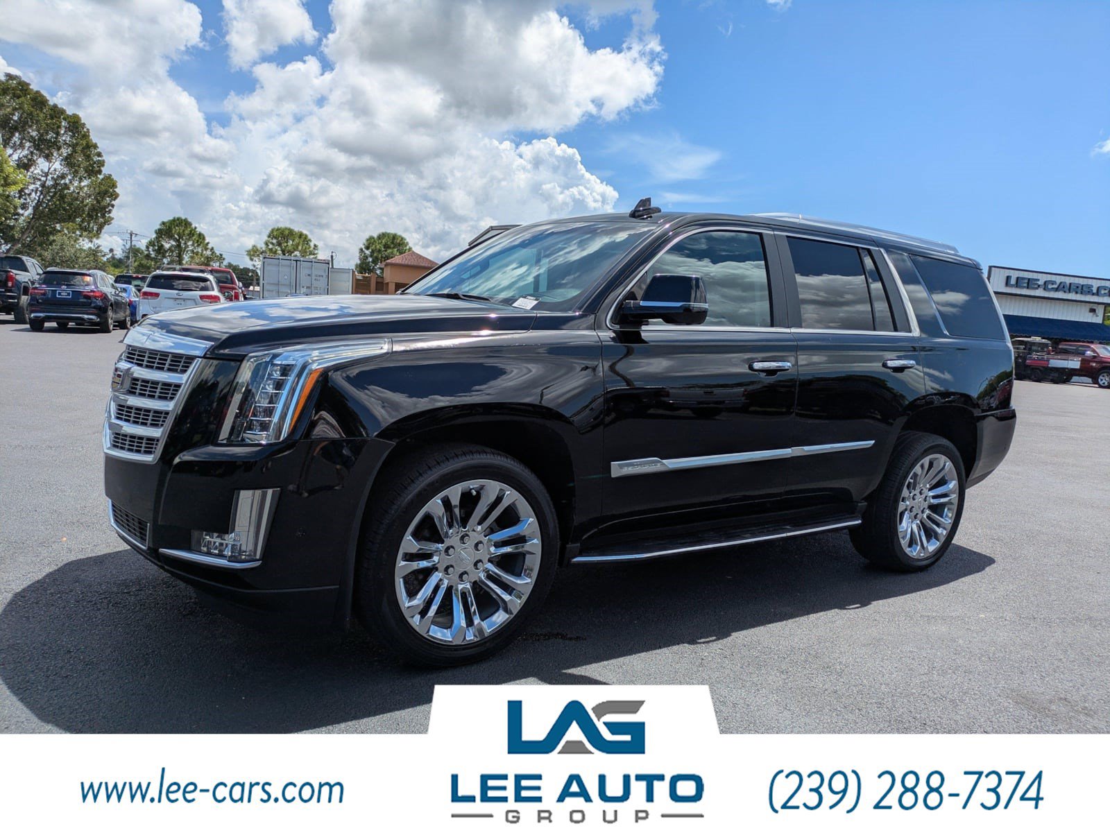 Used 2017 Cadillac Escalade Luxury w/ LPO, Radiant Package RWD image 6