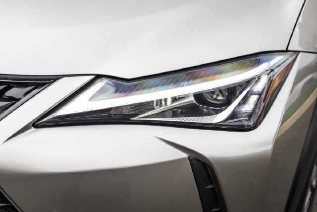 Used 2020 Lexus UX 250h w/ Premium Package AWD/4WD image 12