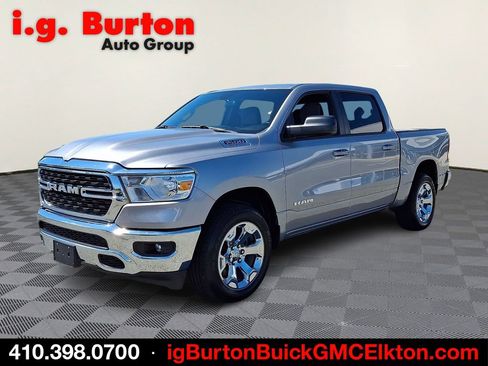 Used 2022 RAM 1500 Big Horn AWD/4WD image 3
