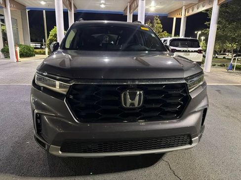 Used 2023 Honda Pilot Elite image 2