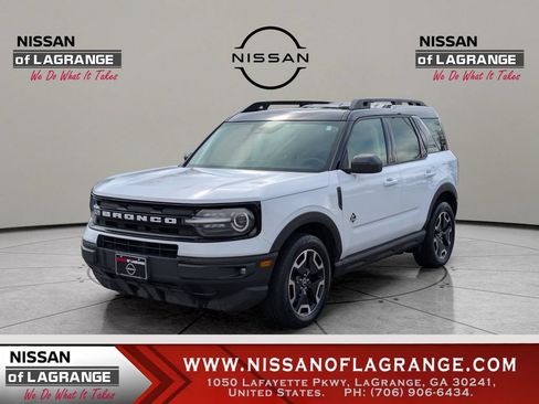 Used 2022 Ford Bronco Sport Outer Banks AWD/4WD image 1