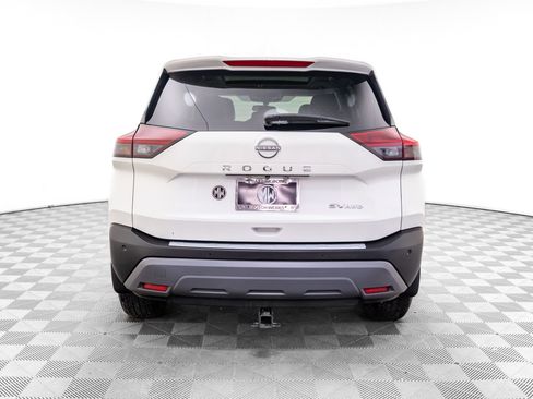 Used 2023 Nissan Rogue SV w/ SV Premium B Package image 7
