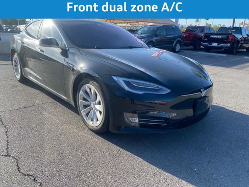 Used 2018 Tesla Model S 75D AWD/4WD image 5