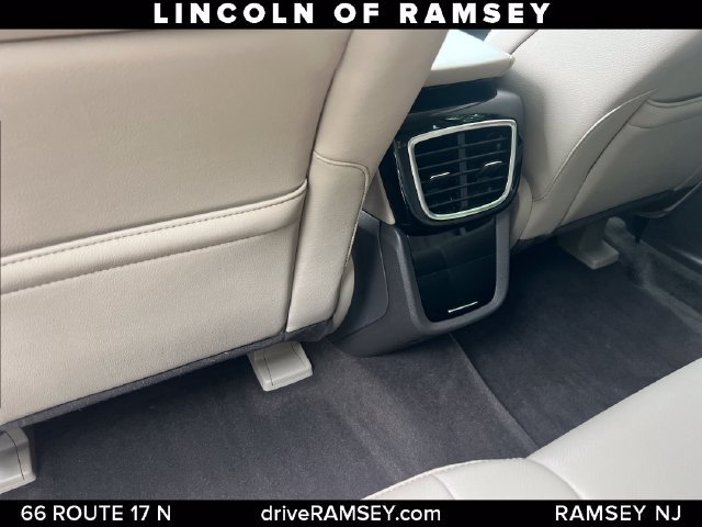 Certified 2023 Lincoln Nautilus AWD w/ Premium Package image 16