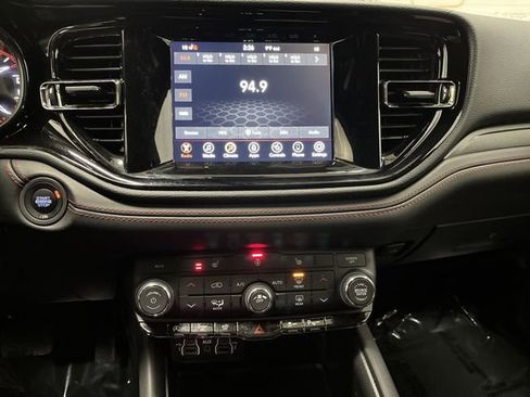 Used 2024 Dodge Durango GT image 8