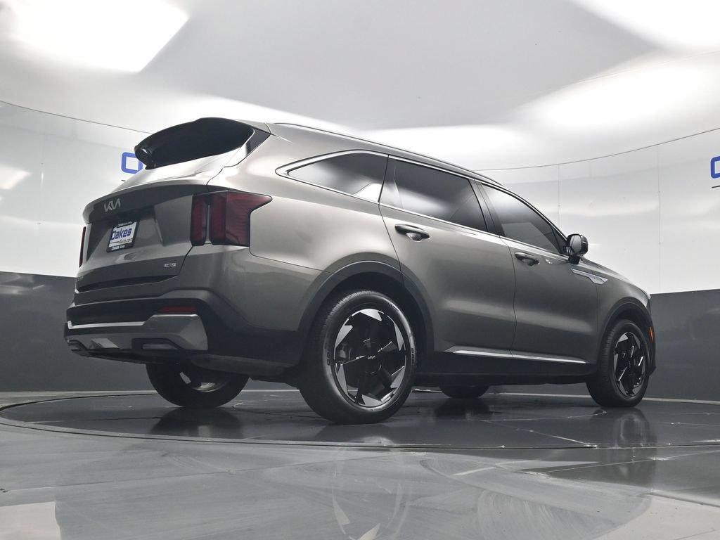 Used 2025 Kia Sorento EX AWD/4WD image 46