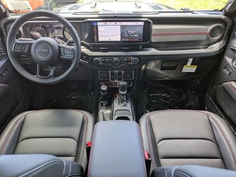 New 2026 Jeep Gladiator Rubicon AWD/4WD image 15