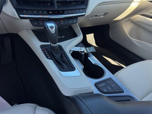 Used 2022 Cadillac CT4 Premium Luxury image 11