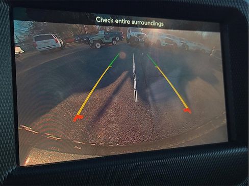 Used 2022 Jeep Wrangler Unlimited Sport image 13