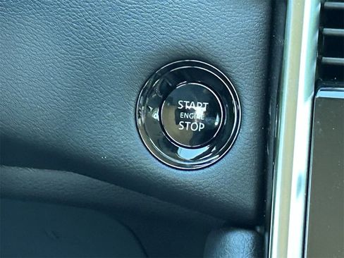 New 2026 Nissan Armada SV image 22