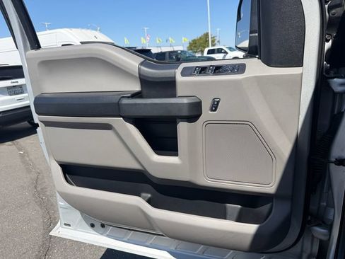 Used 2017 Ford F150 XL w/ Equipment Group 101A Mid RWD image 16