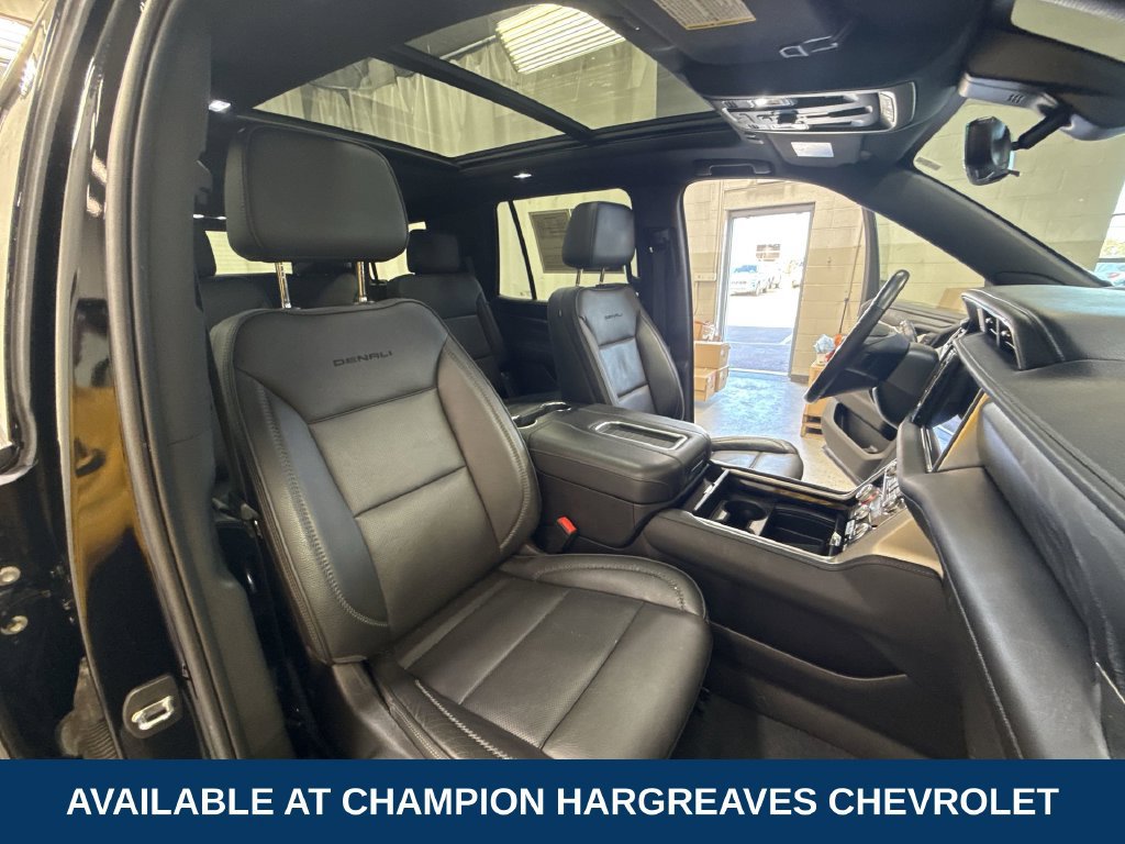 Used 2022 GMC Yukon Denali w/ Denali Premium Package AWD/4WD image 36