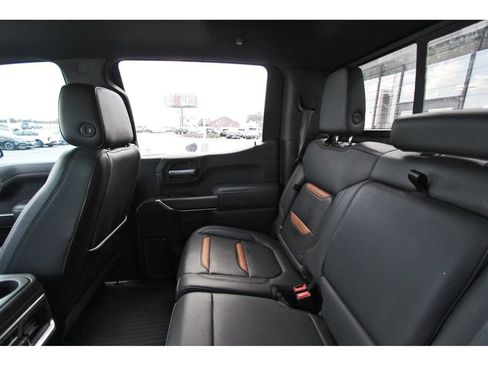 Used 2021 GMC Sierra 1500 AT4 w/ AT4 Premium Package AWD/4WD image 12