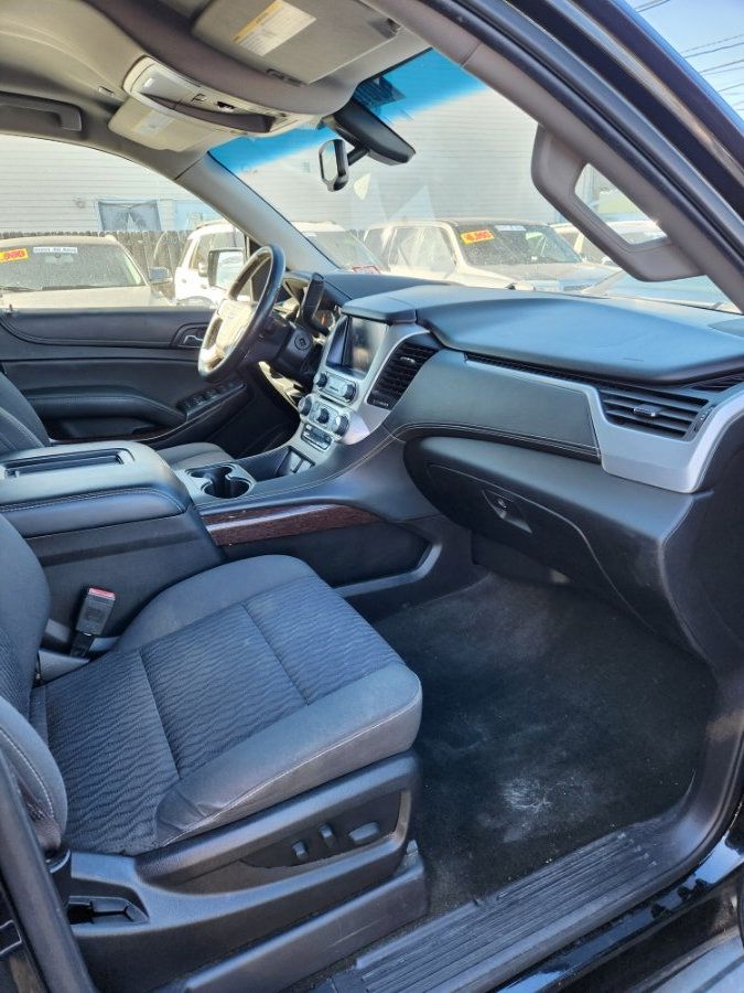 Used 2017 GMC Yukon SLE w/ SLE Value Package AWD/4WD image 12
