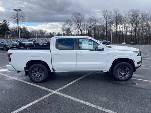 New 2026 Nissan Frontier SV w/ Tow Package image 9