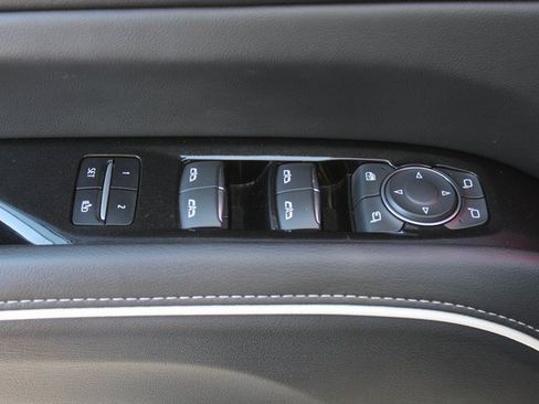 Used 2021 Cadillac Escalade Sport w/ Driver Assist Tech Package image 40