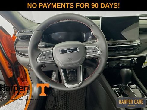 New 2026 Jeep Compass Trailhawk w/ Sun, Sound & Navigation Group AWD/4WD image 14