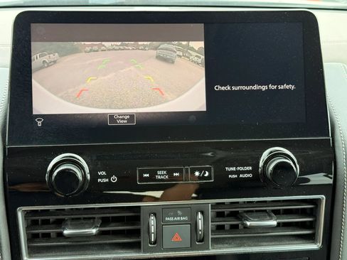 Used 2022 Nissan Armada Platinum w/ Captain's Chairs Package RWD image 28