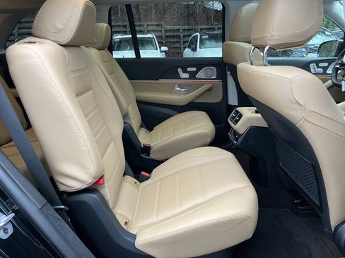 Certified 2024 Mercedes-Benz GLS 450 4MATIC image 52