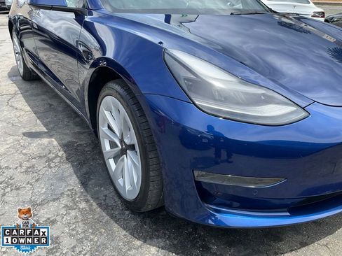 Used 2022 Tesla Model 3 Long Range AWD/4WD image 76