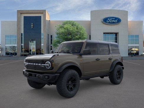 New 2026 Ford Bronco Badlands AWD/4WD image 1