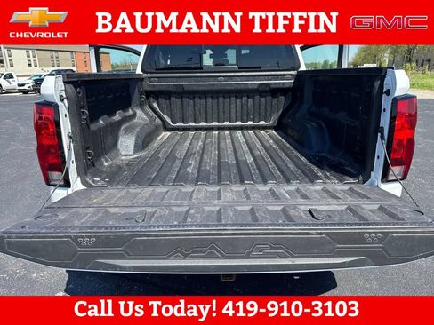 Used 2023 Chevrolet Colorado LT w/ LT Convenience Package II RWD image 30
