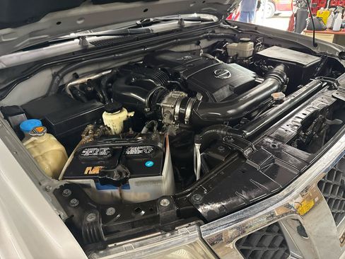 Used 2012 Nissan Frontier SV AWD/4WD image 61