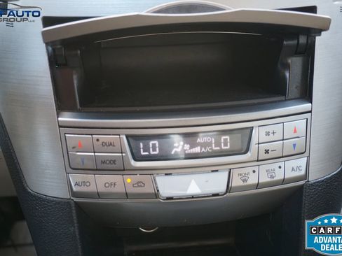 Used 2011 Subaru Legacy 2.5i Limited w/ Appearance Package 1H AWD/4WD image 31