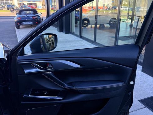 Used 2023 MAZDA CX-9 Grand Touring image 17