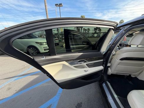Used 2016 BMW 740i RWD image 26
