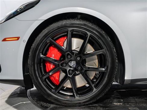 New 2026 Porsche Panamera Turbo image 17