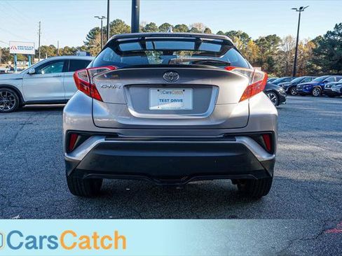 Used 2018 Toyota C-HR XLE image 14