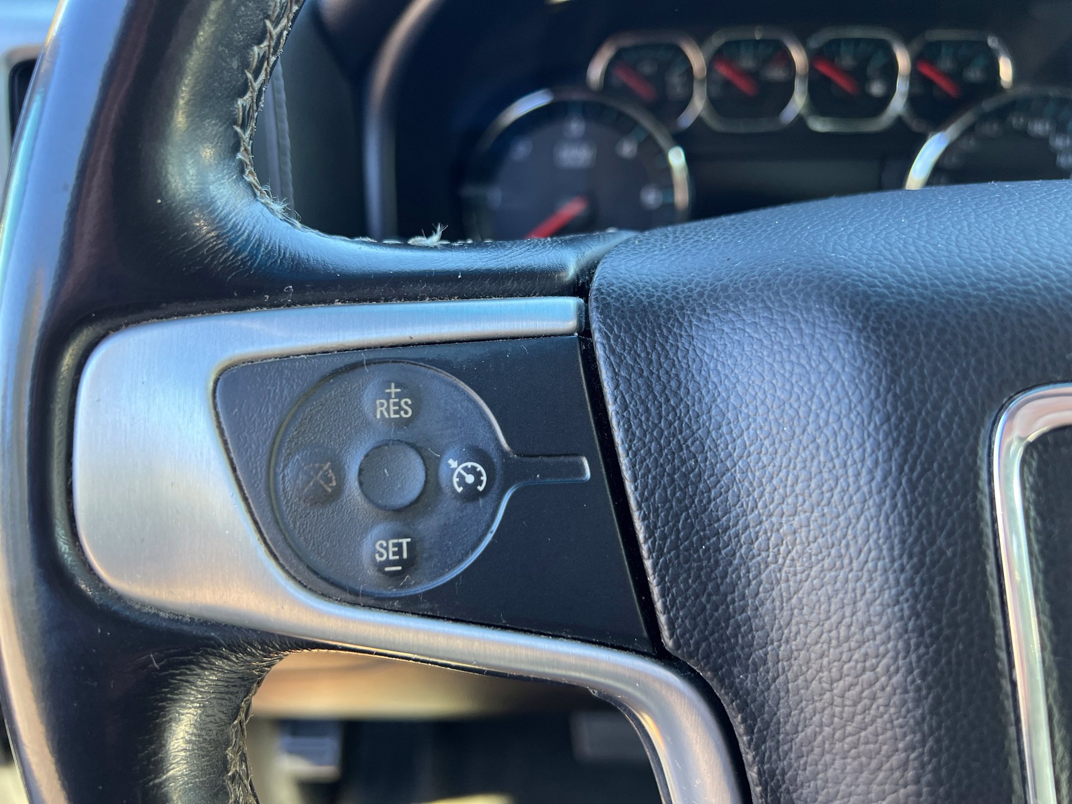 Used 2018 GMC Sierra 1500 SLE w/ SLE Value Package AWD/4WD image 24