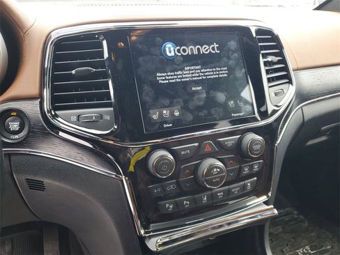 Used 2020 Jeep Grand Cherokee Summit w/ Skid Plate Group image 8