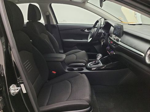 Used 2019 Kia Forte S w/ S Premium Package image 21