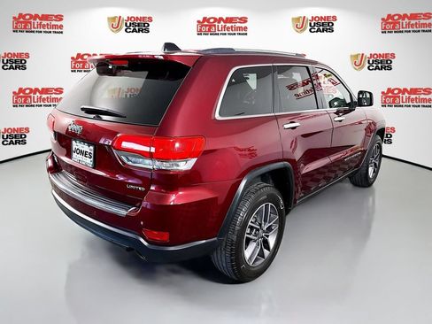 Used 2017 Jeep Grand Cherokee Limited AWD/4WD image 17