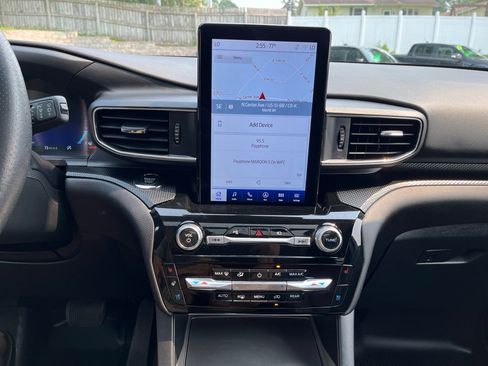 Used 2023 Ford Explorer ST w/ Technology Package image 22