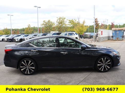 Used 2019 Nissan Altima 2.5 Platinum image 8