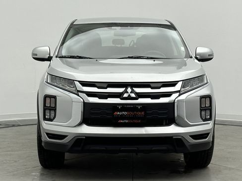 Used 2021 Mitsubishi Outlander Sport SE image 2