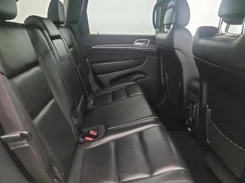 Used 2022 Jeep Grand Cherokee Limited image 19