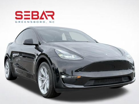 Used 2024 Tesla Model Y Long Range image 5