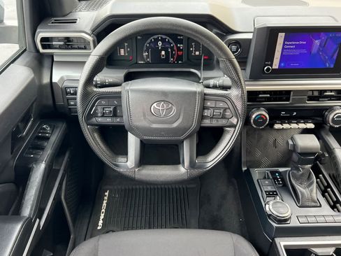 Used 2025 Toyota Tacoma SR5 image 14