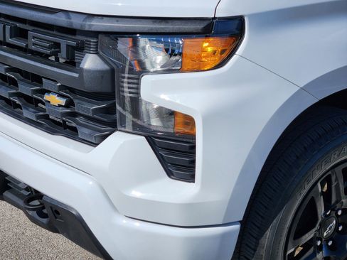 Certified 2022 Chevrolet Silverado 1500 Custom image 26