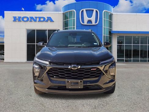Used 2024 Chevrolet Trax RS FWD image 5