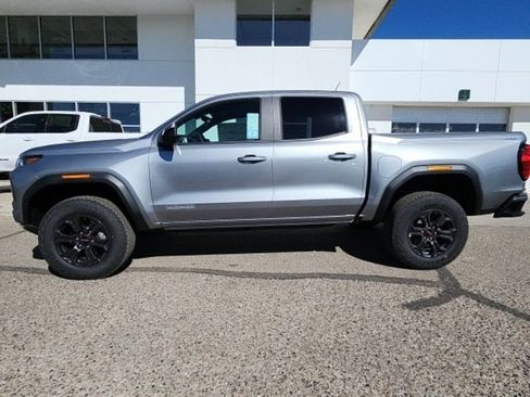 New 2025 GMC Canyon Elevation w/ Convenience Package image 4