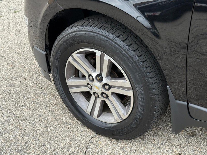 Used 2017 Chevrolet Traverse LT AWD/4WD image 10