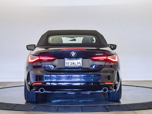 Certified 2023 BMW 430i Convertible w/ Premium Package image 3