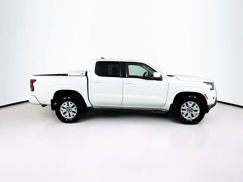 Used 2022 Nissan Frontier SV RWD image 8